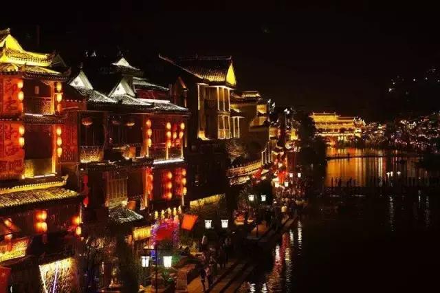 尚泰設(shè)計｜厲害了！觸摸屏公司的現(xiàn)代 loft辦公空間